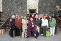 Ireland-Newgrange-SSJGroup-Sept2011.jpg (14533 bytes)